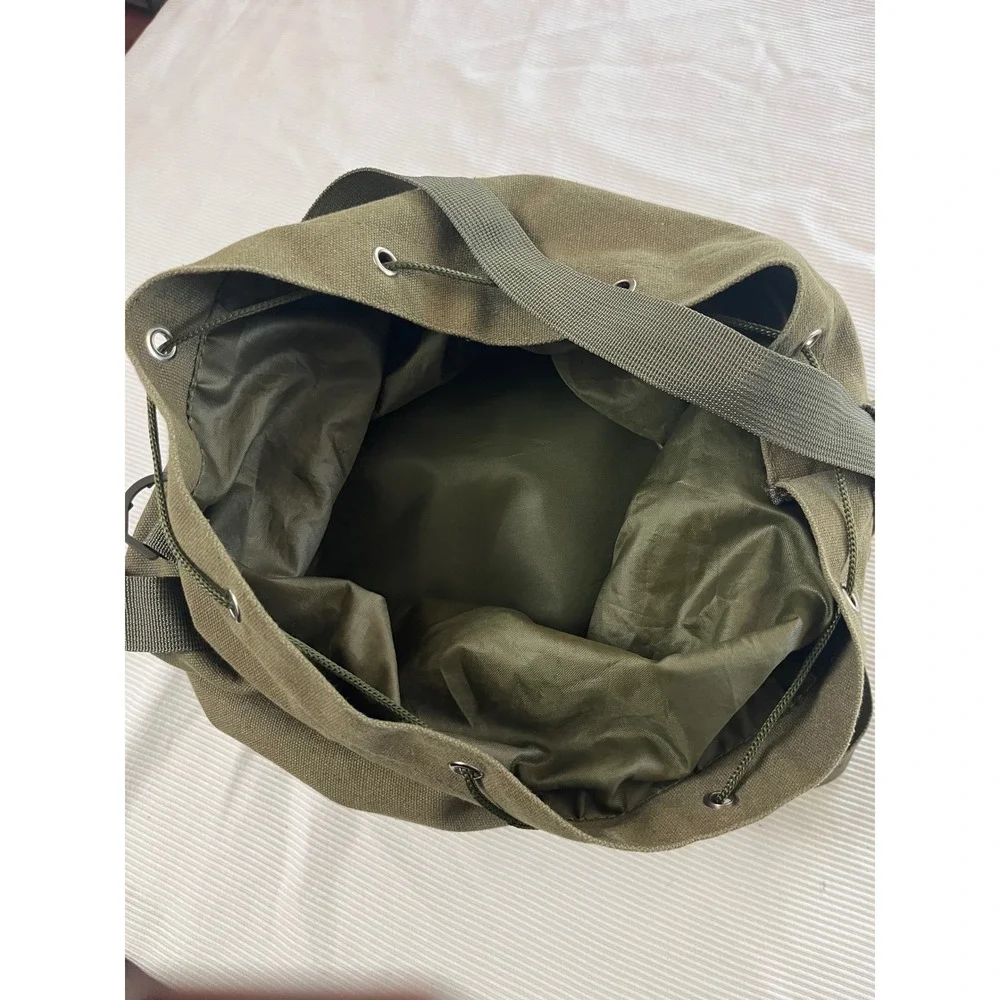 Guess Los Angeles Canvas Duffel Bag Olive Green Drawstring Gym Travel Bag